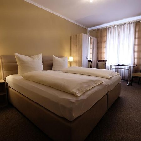 Hotel Gruener Kranz Rendsburg Room photo