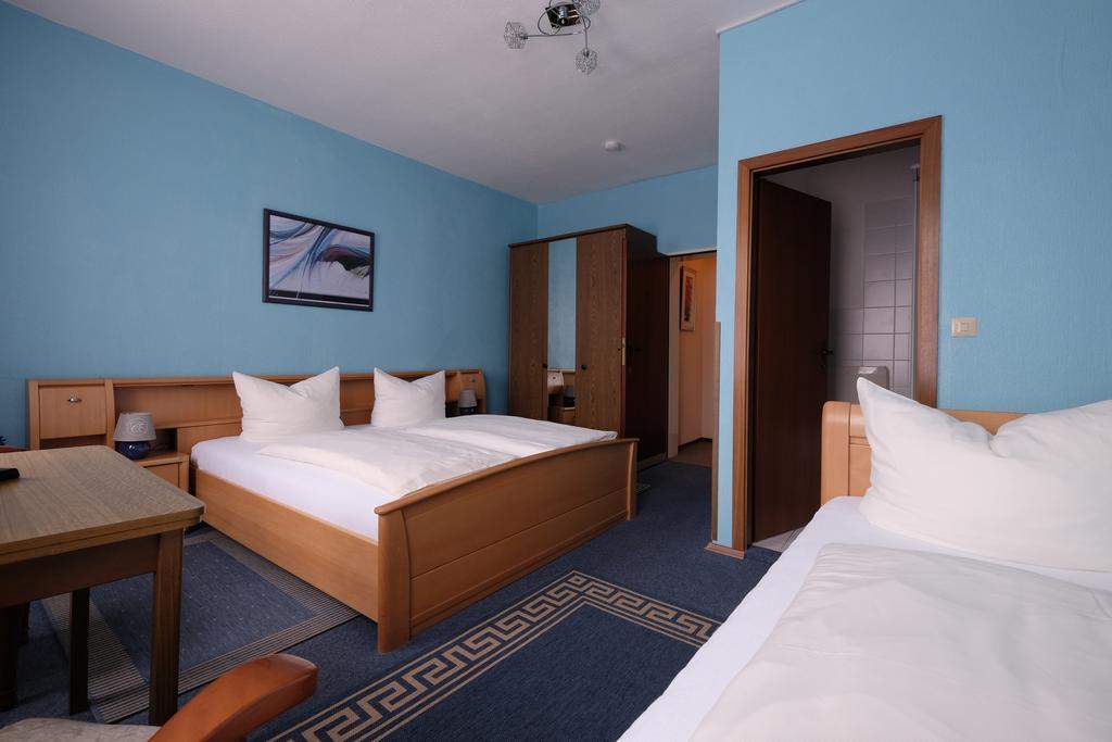 Hotel Gruener Kranz Rendsburg Exterior photo